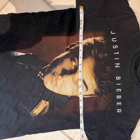 JUSTIN BIEBER 2012/2013 Believe Concert Tee - Picture 3 of 4